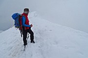 42 Avanti nella neve e nella nebbia...